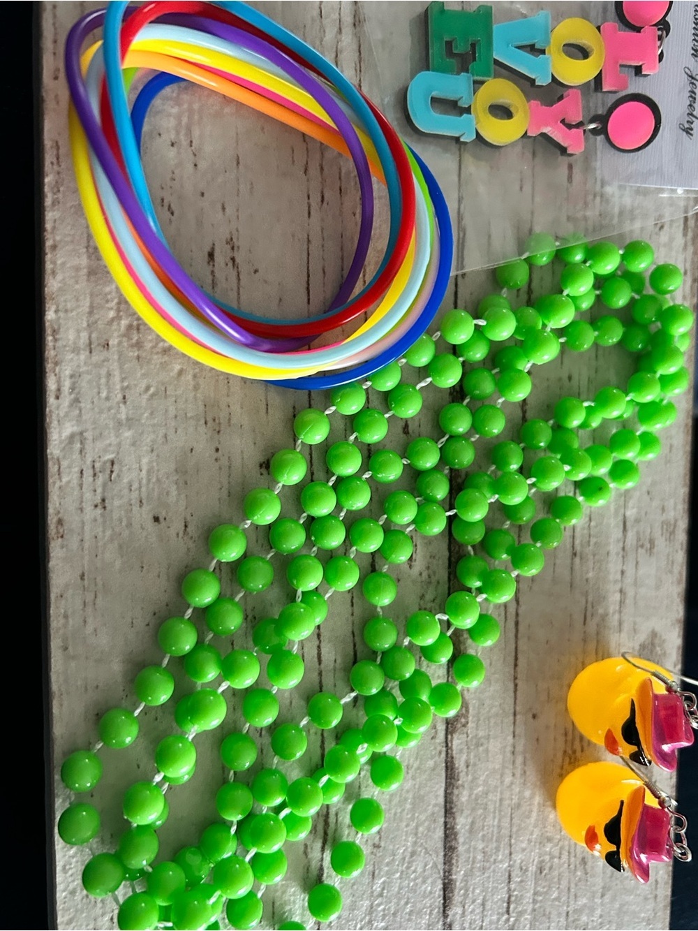 4/$50 Kids Neon Green Beaded Necklace and Multicolor Hair Bands